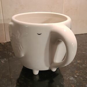 Opalhouse White Ceramic Mug with Cute Feet